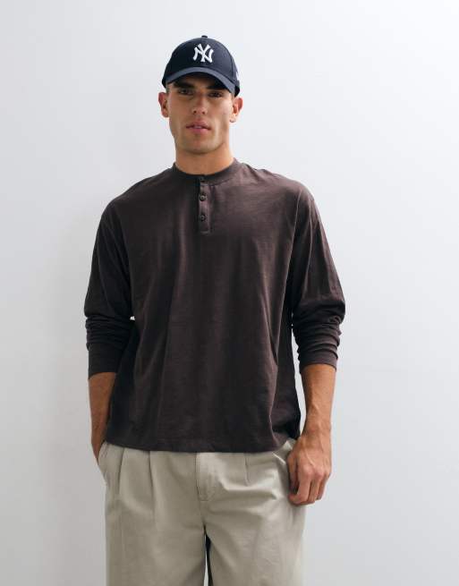 Reclaimed Vintage henley-t-shirt i brun, 1 av 5