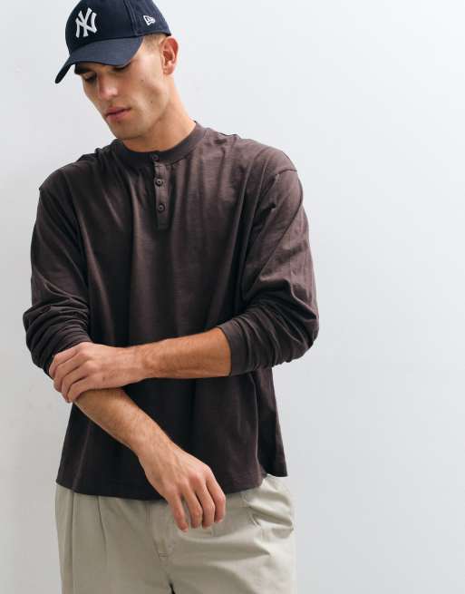 Reclaimed Vintage henley-t-shirt i brun, 2 av 5