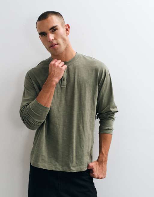 Reclaimed Vintage Henley-T-Shirt in Khaki, 1 von 5