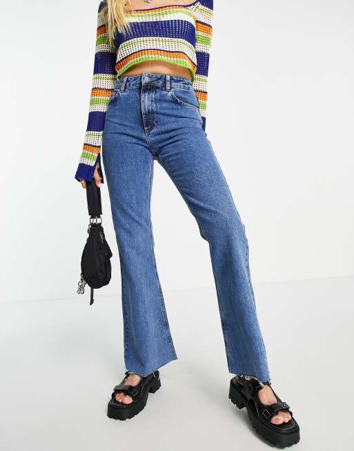 Reclaimed Vintage Inspied - 99' - Flares in middenblauw