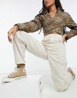 reclaimed vintage inspired classic fit jeans in ecru