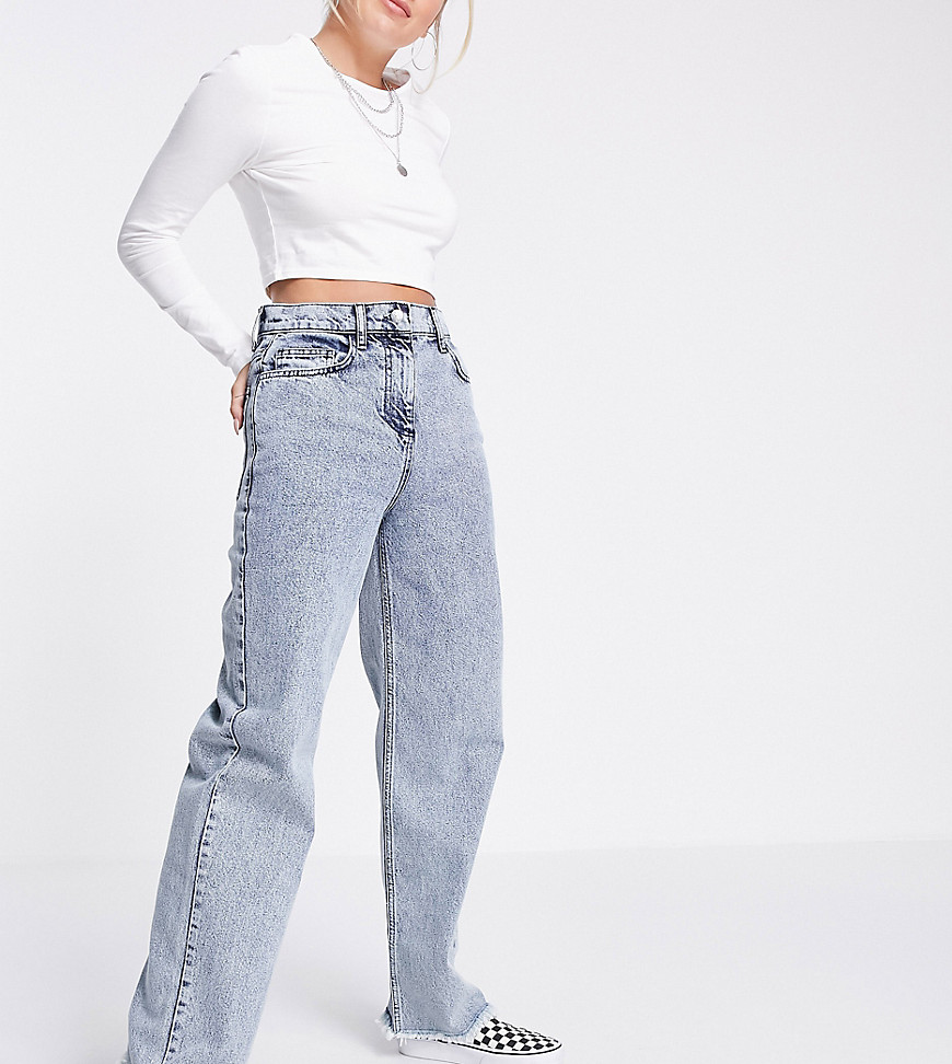 Reclaimed Vintage Inspired 90's dad jeans with raw hem in light wash blue-Blues