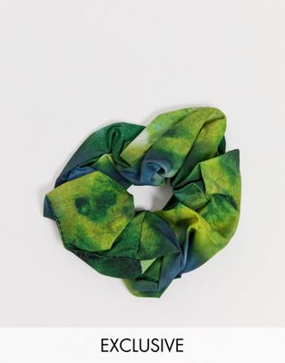 Reclaimed Vintage inspired – batikfarvet scrunchie-Multifarvet