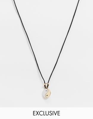 Black necklace cord for pendants top