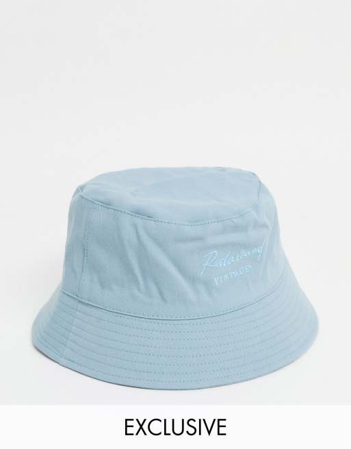 Reclaimed Vintage Inspired – Blåtvättad solhatt i unisexmodell med broderad logotyp