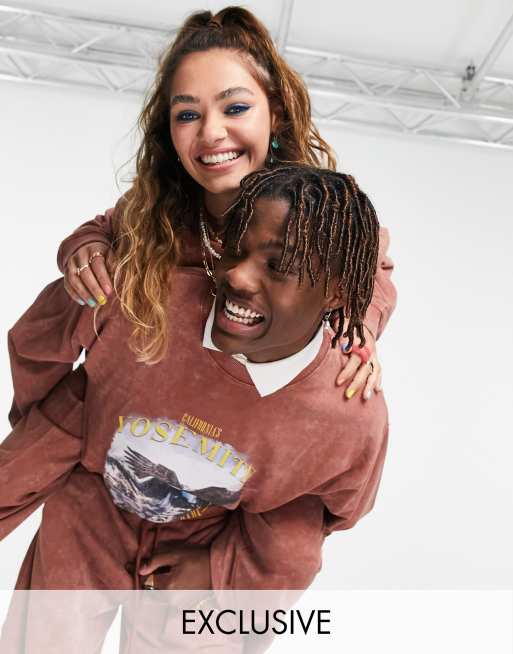 Reclaimed Vintage – Inspired – Blekbrun sweatshirt med Yosemite-tryck i unisex-modell 