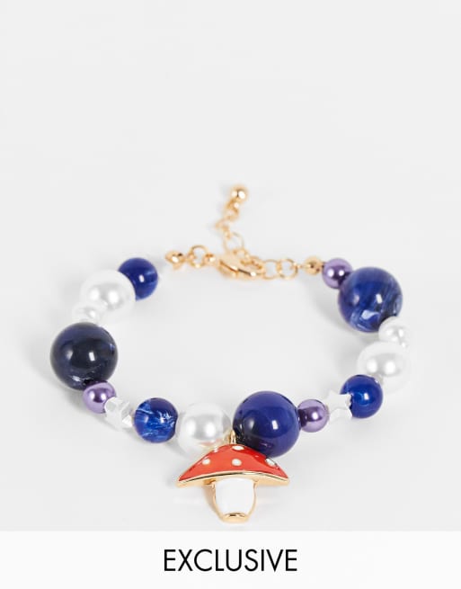 Reclaimed Vintage Inspired - Bracelet avec pendentif champignon et perles synthétiques style années 90