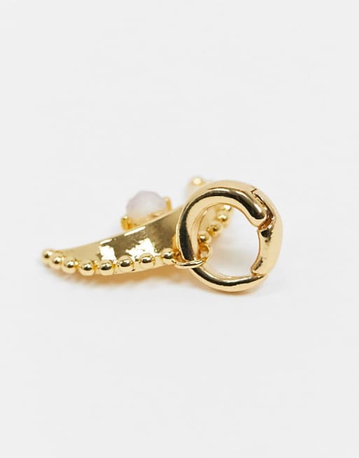 Changeable charm store