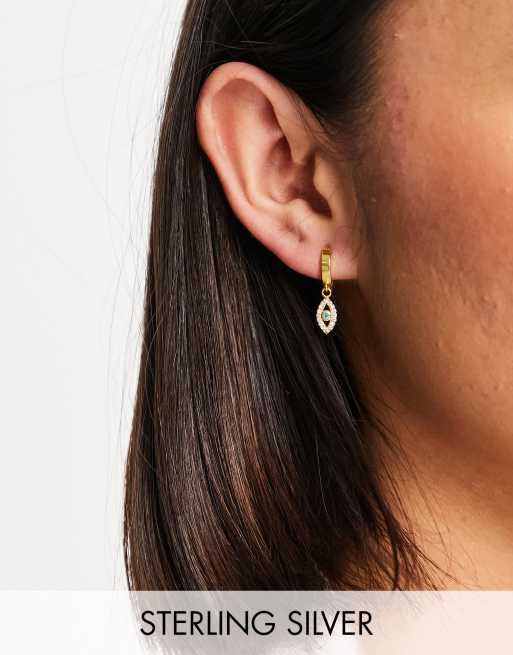 Reclaimed Vintage Inspired – Creolen aus vergoldetem Sterlingsilber mit blauen Kristallsteinen