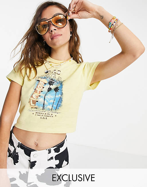 Reclaimed Vintage inspired baby t shirt with Las Vegas print in yellow