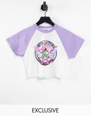 Reclaimed Vintage inspired fitted raglan t-shirt with diner print in white | ASOS