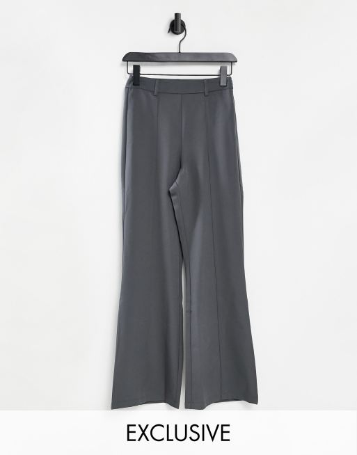 Reclaimed Vintage Inspired - Flare broek met hoge taille in grijs
