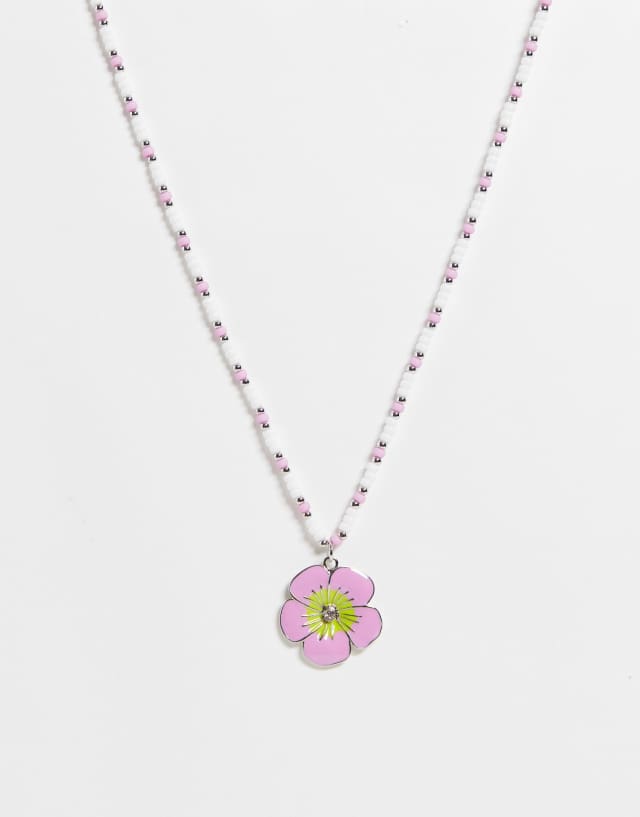 Reclaimed Vintage Inspired floral necklace