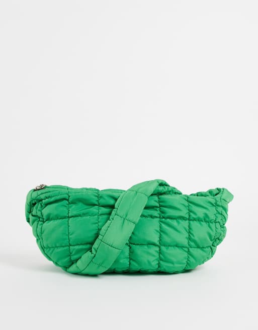 Reclaimed Vintage Inspired – Geraffte Nylon-Tasche in leuchtendem Grün 