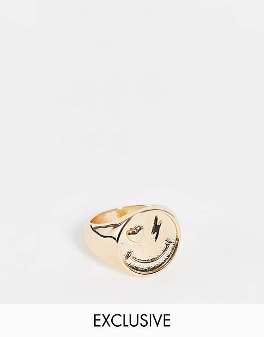 Reclaimed Vintage inspired happy face ring in gold