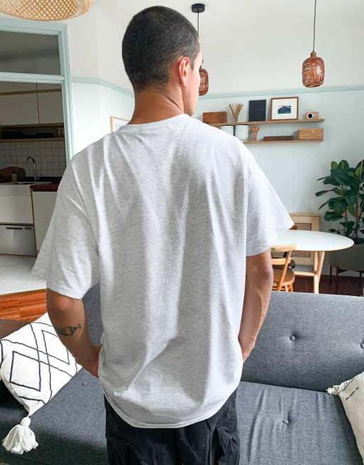 Reclaimed Vintage Inspired Hellgraues T Shirt Mit Kunstprint Asos