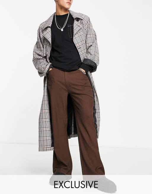 Reclaimed Vintage Inspired - Jaren 90-stijl flare-broek in chocoladebruin  