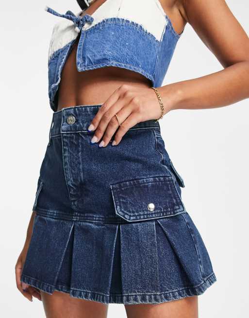  Reclaimed Vintage Inspired - Jupe en jean effet kilt style années 2000 - Bleu foncé