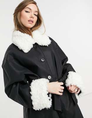 black coat with detachable faux fur collar