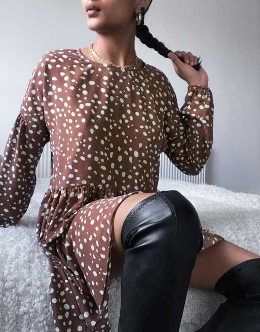 Reclaimed Vintage inspired long sleeve spot smock dress in chocolate, 3 of 4