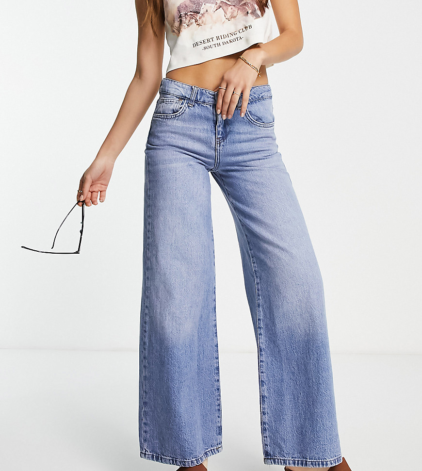 Reclaimed Vintage inspired low rise baggy jean in blue