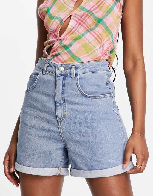 Reclaimed Vintage Inspired - Mom shorts i '77er stil i afvasket denim