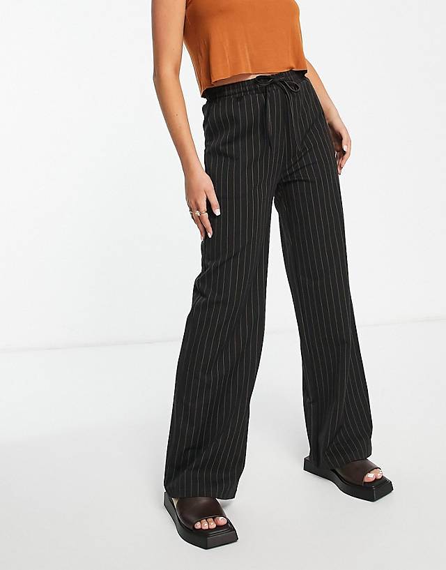 Reclaimed Vintage - inspired pinstripe 90's straight trousers in black