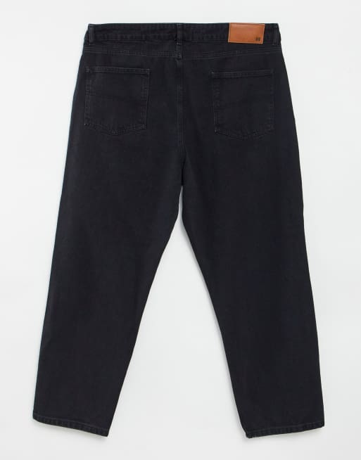 Reclaimed Vintage Inspired plus 92 relaxed mom jean in washed black, 2 of 4