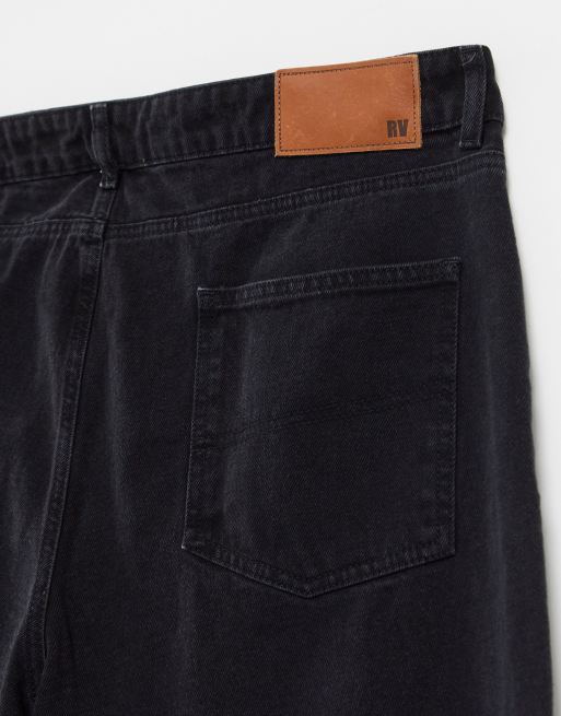Reclaimed Vintage Inspired plus 92 relaxed mom jean in washed black, 4 of 4