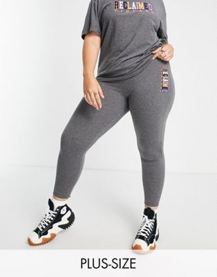 Reclaimed Vintage inspired plus legging in washed charcoal with logo