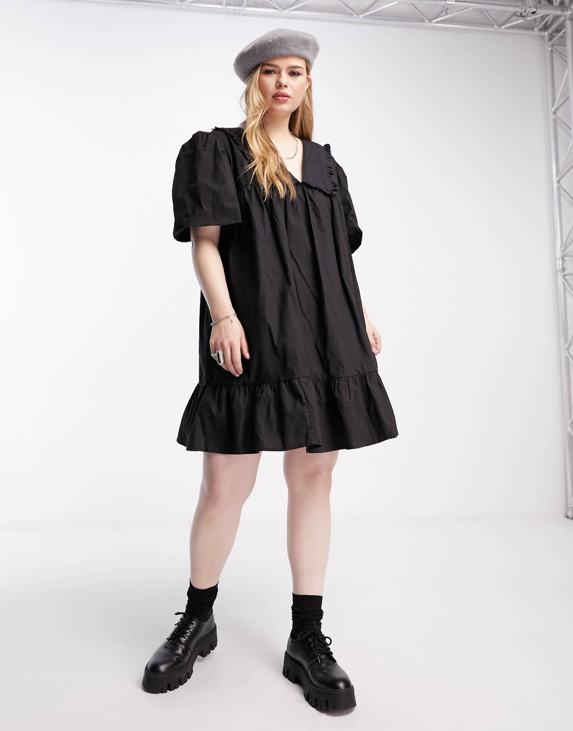 Reclaimed Vintage inspired Plus mini tea dress in black view 2