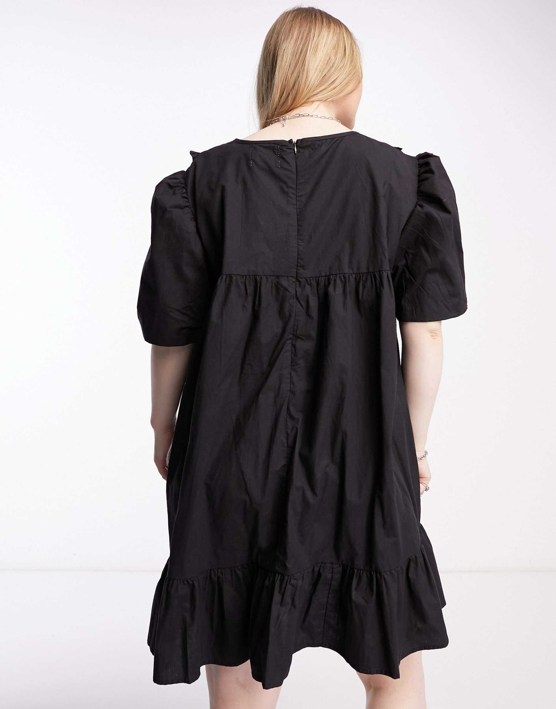 Reclaimed Vintage inspired Plus mini tea dress in black view 3