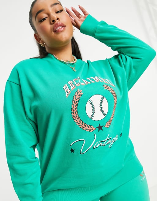 Reclaimed Vintage Inspired plus sweatshirt with baseball print in green set, 3 of 4