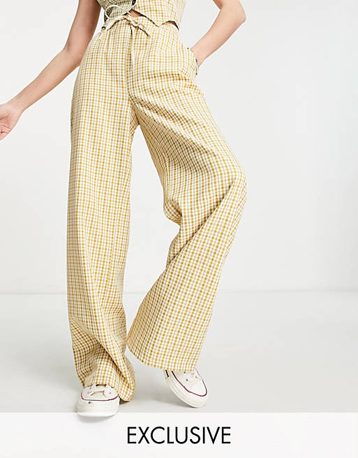 Reclaimed Vintage Inspired pull on pants in gingham 