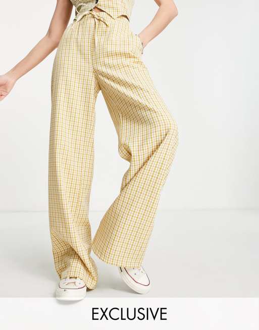 Reclaimed Vintage inspired pull on pants in gingham