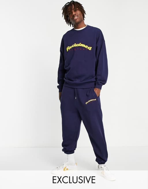 Reclaimed Vintage inspired relaxed joggers with logo in navy co ord