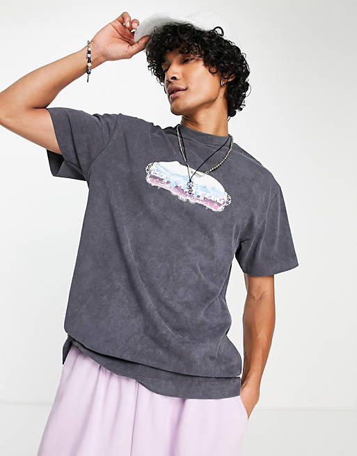 Men Reclaimed Vintage inspired relaxed t-shirt with st anton ski graphic in charcoal 