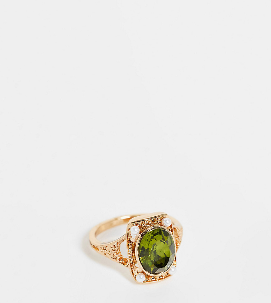 Reclaimed Vintage Inspired ring with green stone and antique detailing in gold