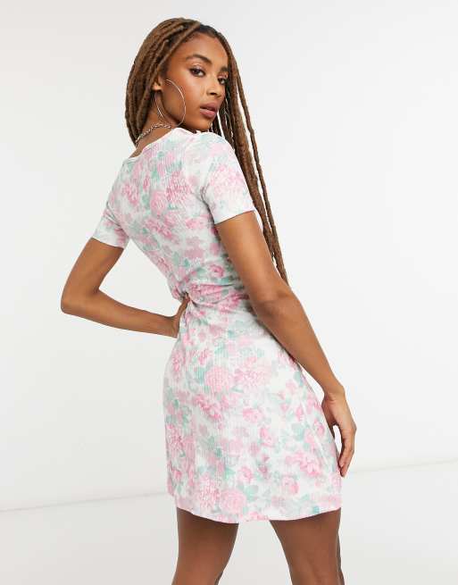 Reclaimed Vintage inspired Robe patineuse fleurs ASOS