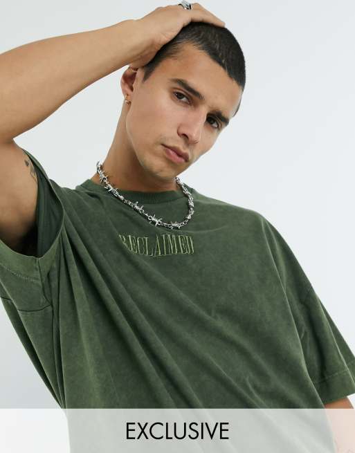 Reclaimed Vintage inspired - T-shirt con logo ricamato kaki slavato