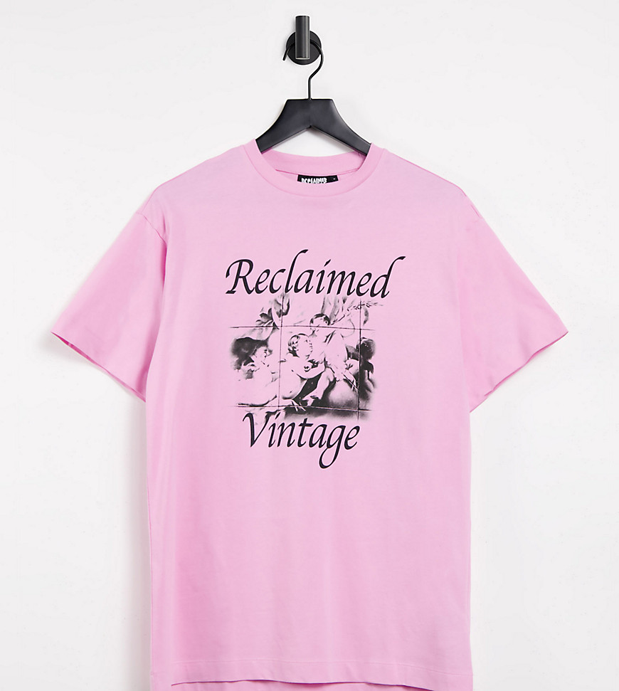 reclaimed vintage -  – Inspired – T-Shirt in verwaschenem Rosa mit Engelmotiv