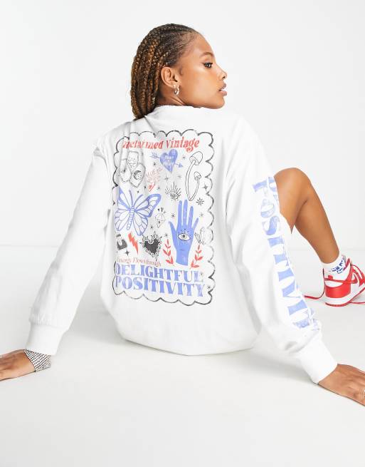 Reclaimed Vintage Inspired - T-shirt met krabbelprint op de rug in wit, deel van co-ord set 