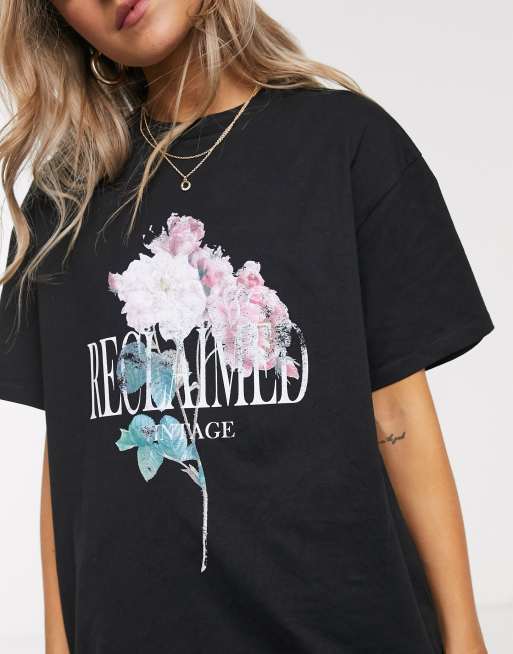 Reclaimed Vintage inspired t-shirt with logo bloom print in black, 3 of 4