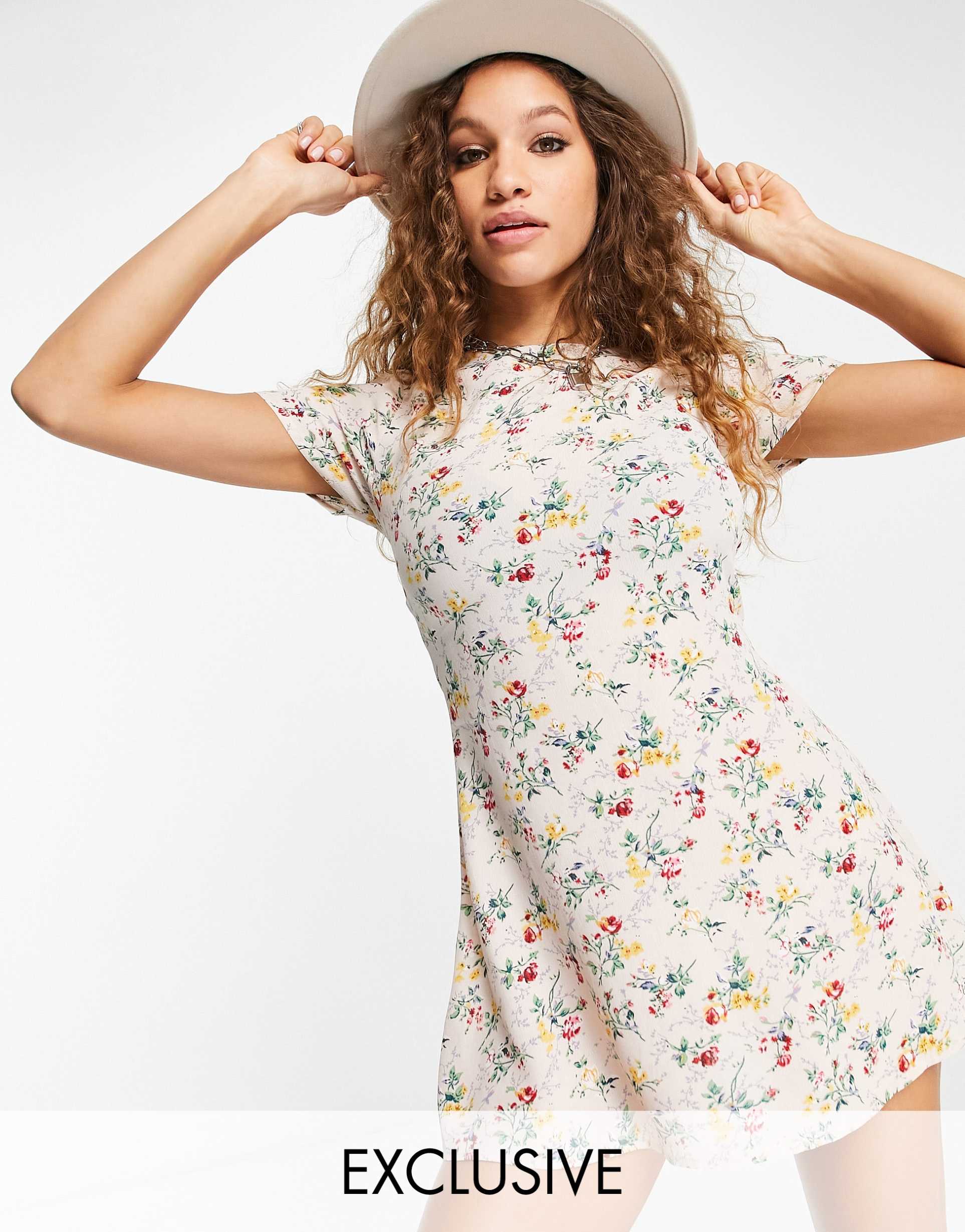 reclaimed vintage inspired tea dress in ditsy print
