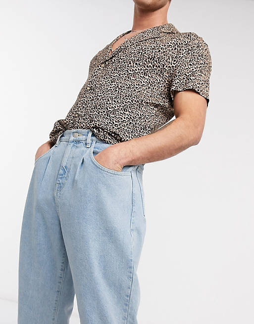  Reclaimed Vintage inspired The '83 unisex relaxed jean in light wash blue 