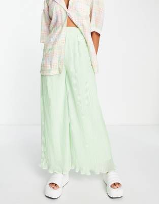 Reclaimed Vintage inspired trousers in pistachio  - ASOS Price Checker