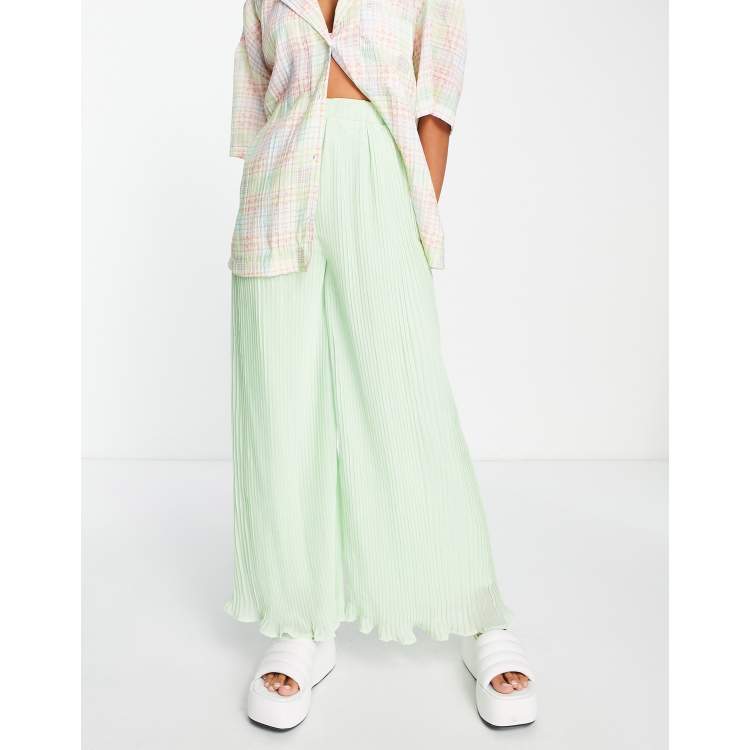 Pistachio deals green pants