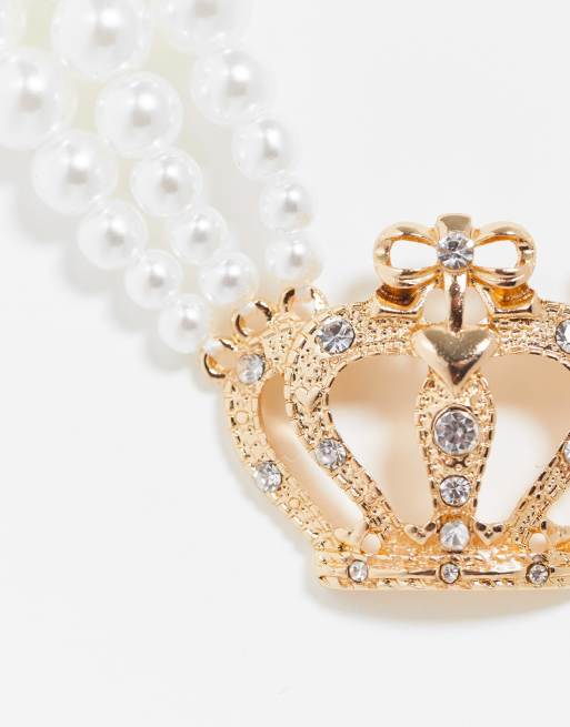 Pearl necklace with crown clearance pendant