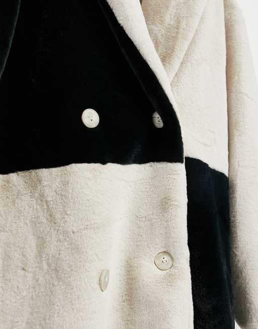 Reclaimed Vintage Inspired Unisex Fellmantel Mit Patchwork In Schwarz Und Cremeweiss Asos