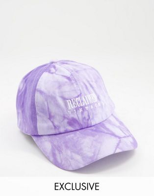 Reclaimed Vintage inspired unisex hat with logo in tie-dye purple